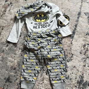 6-9M Batman Onesie & Pant Set